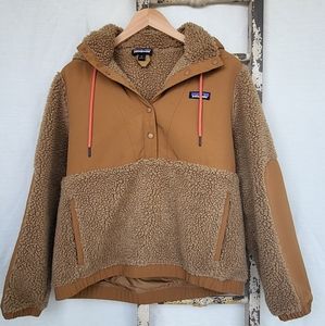 Patagonia pull over
